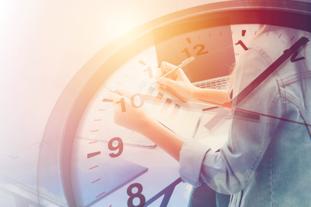 Time Tracking and Productivity Software: Managing Work Hours Efficiently